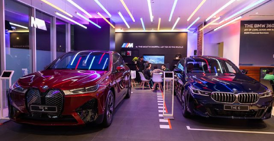 BMW Navnit Motors' Midnight Sale was a dazzling affair