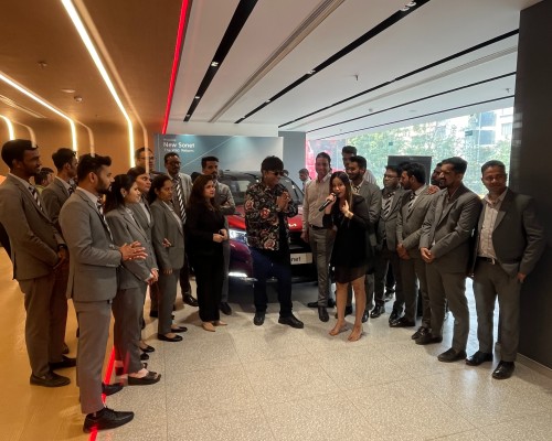 Kia Launch New car Sonet at Andheri and Malad